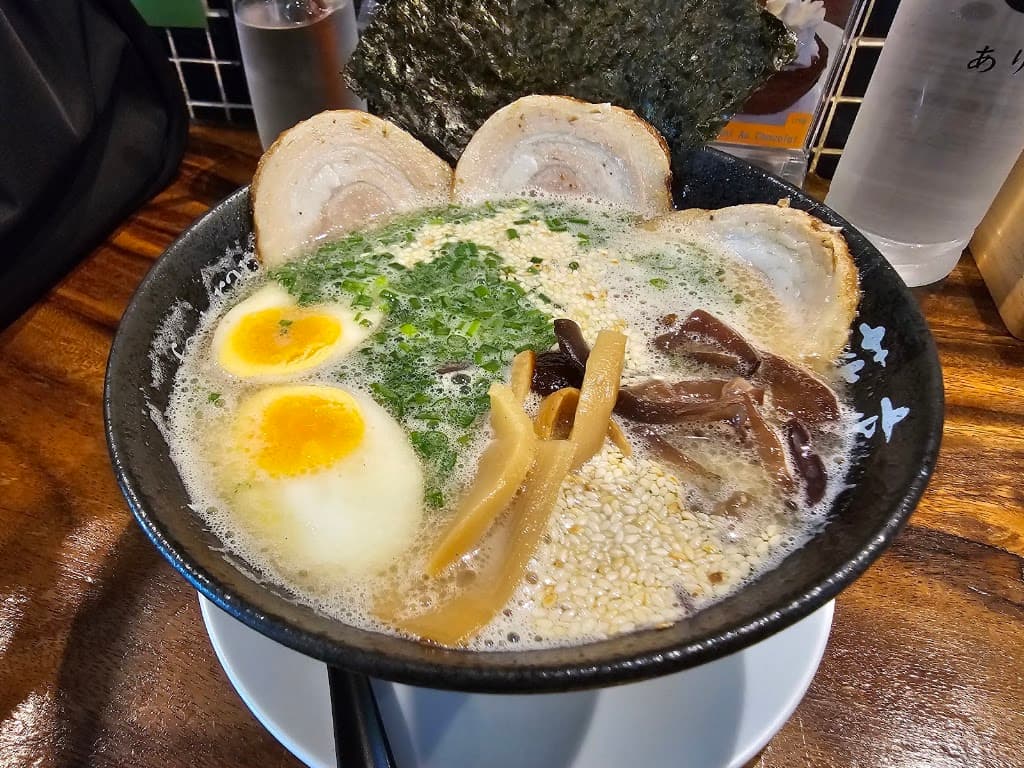 Hana Ramen tonkotsu bowl with chashu pork